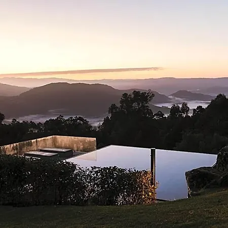 Cerquido By Nhome Hotel