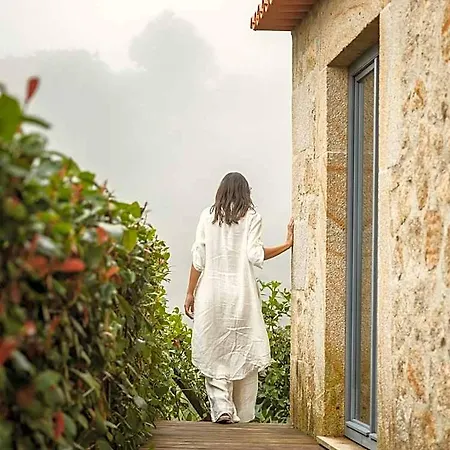 Cerquido By Nhome Hotell *