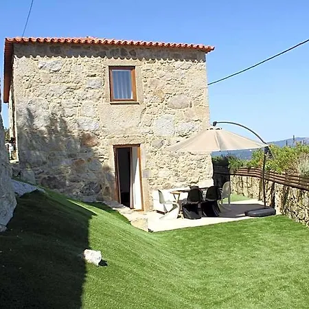 Cerquido By Nhome Hotel *